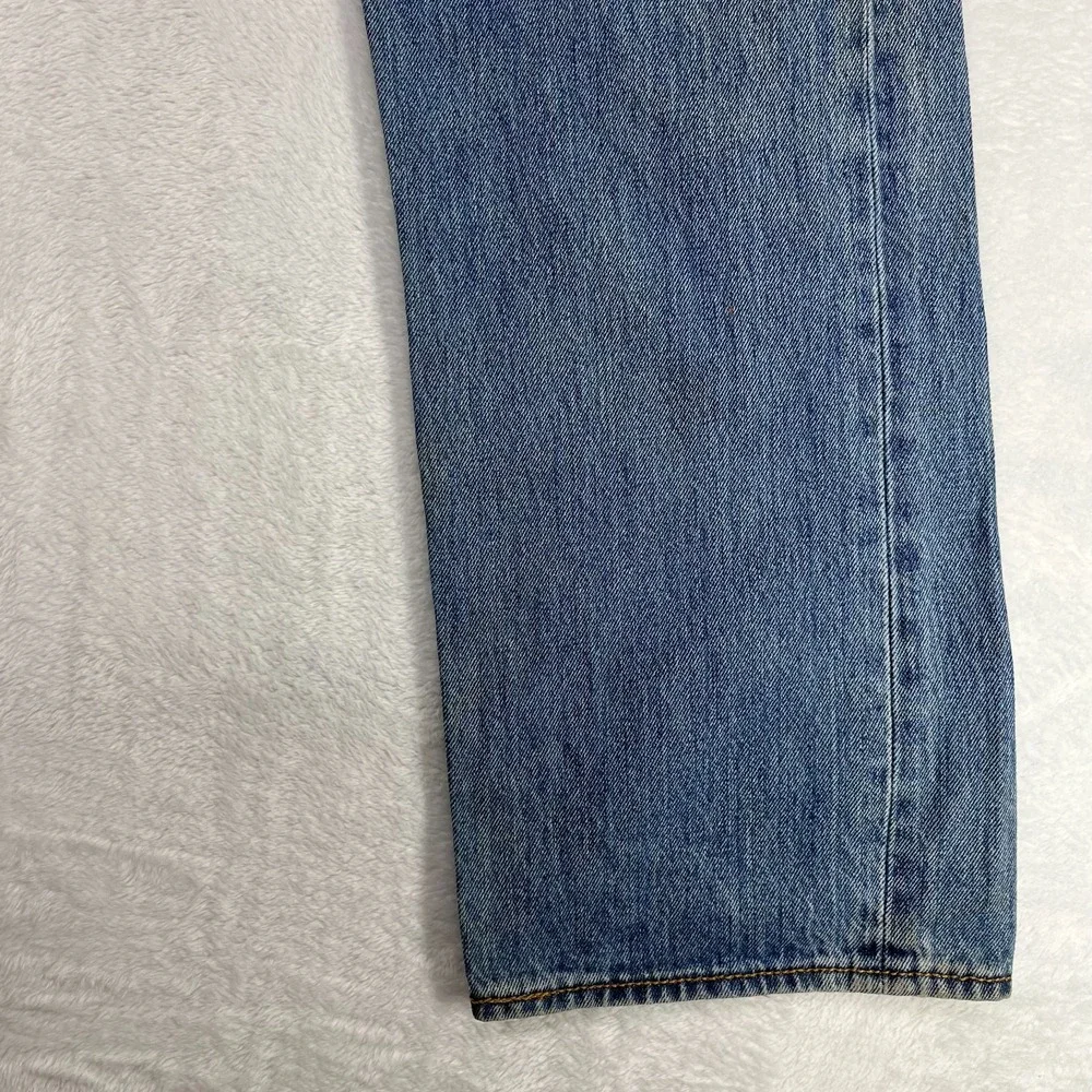 Levi's 501 Jeans Men's Blue Denim Mid Rise Classic‎ Straight Button Fly - 37X29